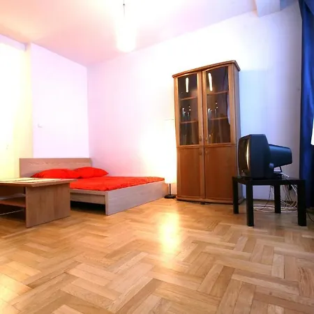 Sienna Warsaw